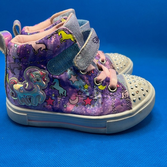 Sketchers Twinkle Toes Unicorn light up shoes - Picture 4 of 11
